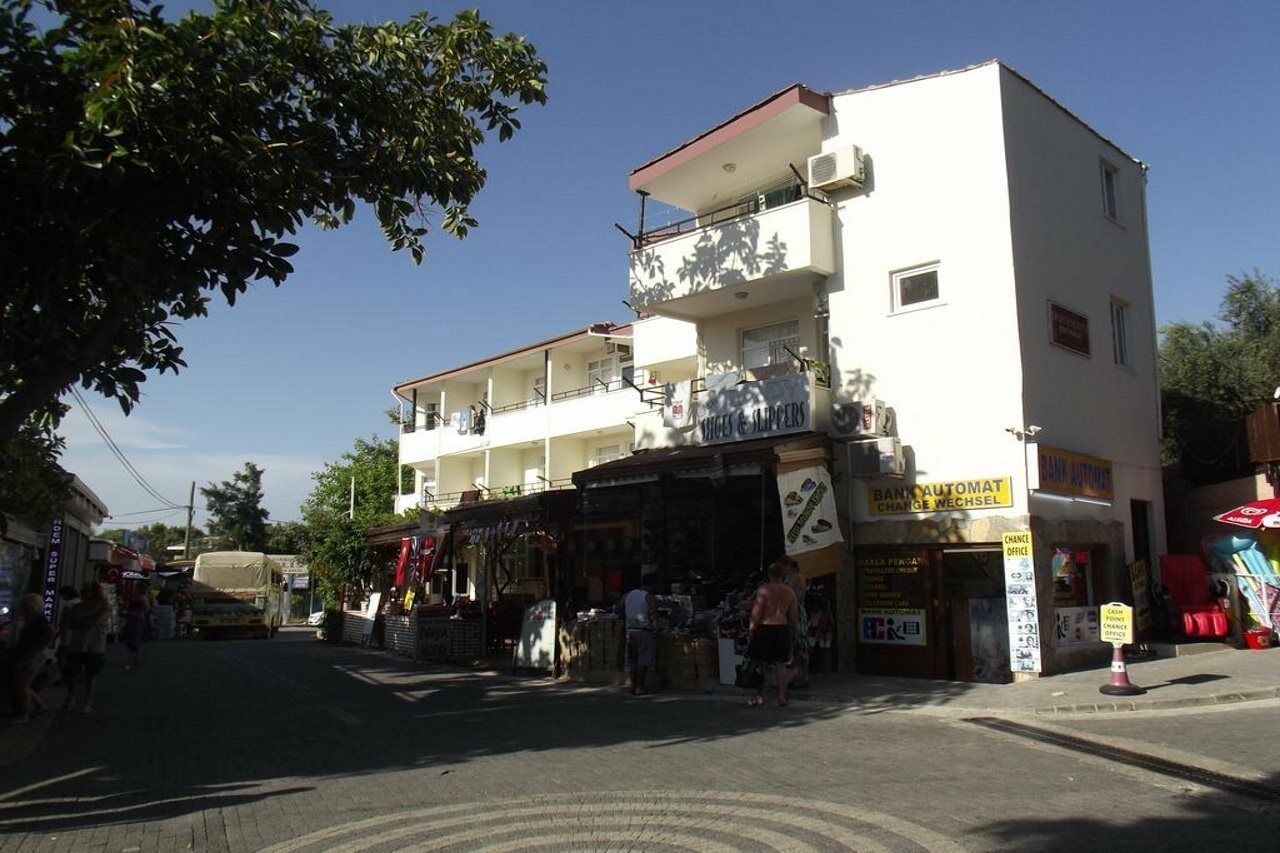 Derya Hotel Side